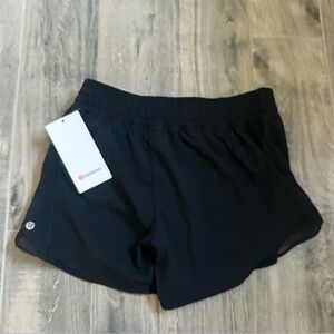 Lululemon HR 4” Hotty Hot